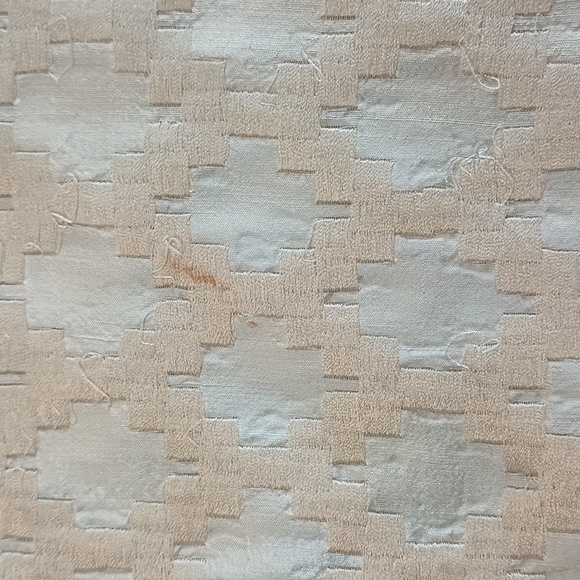 AGHA NOOR Pakistani/INDIAN DRESS 100% SILK with silk embroidery on bottom. - Picture 10 of 16